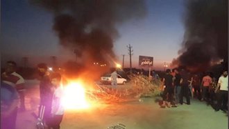 اعتراض اهالی روستای‌ام اطمیر اهواز و بستن جاده قدیم خرمشهر