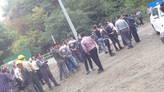 تجمع اعتراضی و اعتصاب کارکنان سد شفارود در استان گیلان