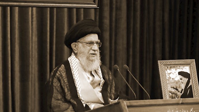 خامنه‌ای ولی  فقیه ارتجاع