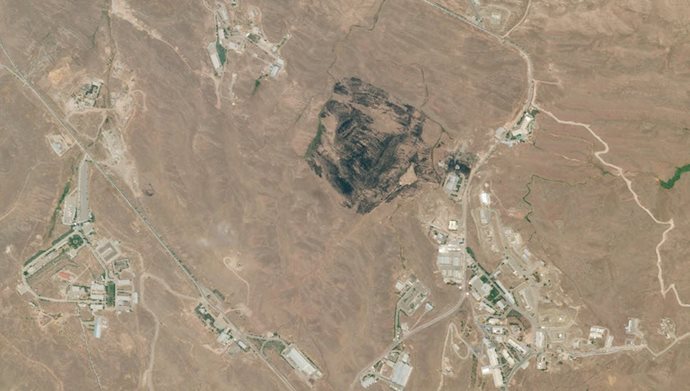 آثار انفجار در نزدیکی منطقه پارچین