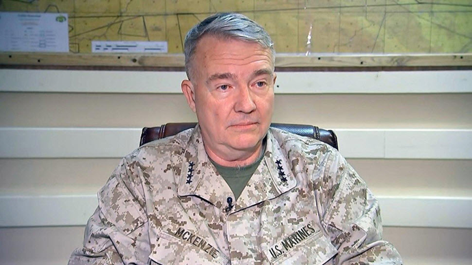 ژنرال مکنزی فرمانده ستاد فرماندهی آمریکا - سنتکام