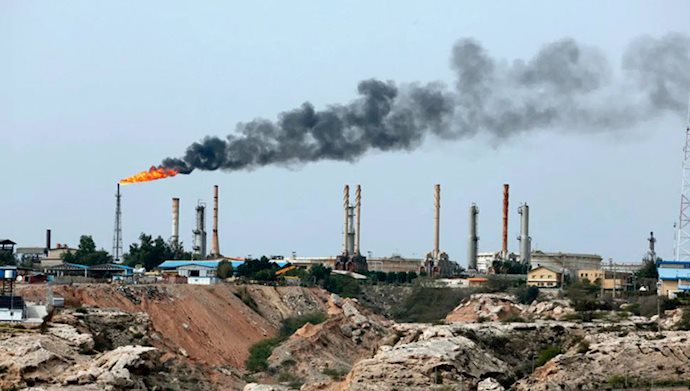 رویترز:‌ ذخایر نفت ایران تقریباً پر شده است 