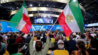 بسوی گردهمایی جهانی ایران آزاد