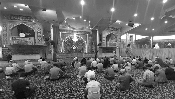 جمعه بازار خامنه‌ای - عکس از آرشیو