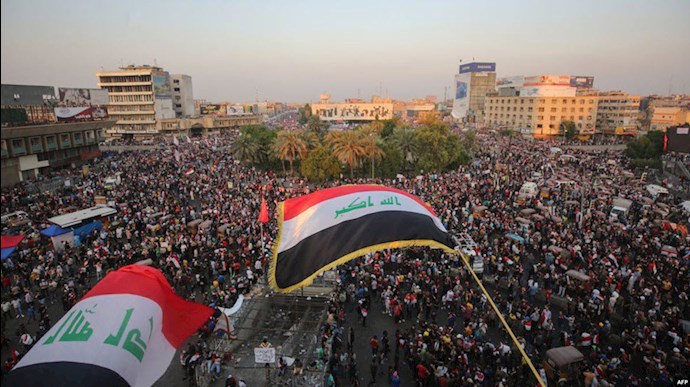 تظاهرات  جوانان عراقی  در میدان تحریر بغداد - عکس از آرشیو