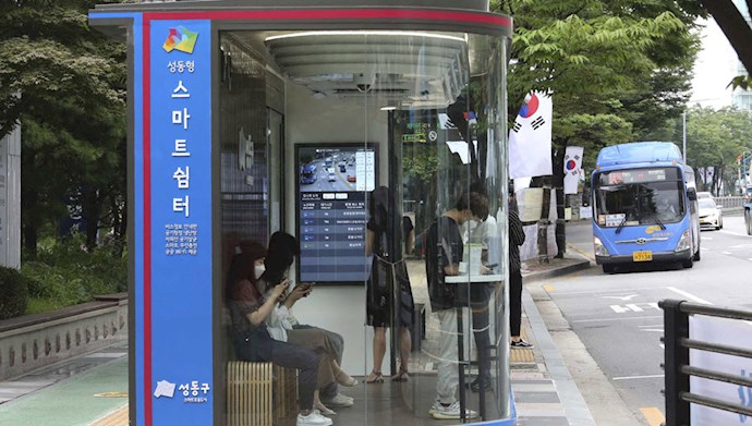 ابتکار جدید کره جنوبی برای مقابله با کرونا در ایستگاههای اتوبوس