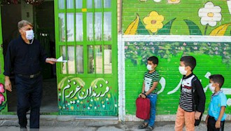 اصرار و انکار بازگشایی مدارس