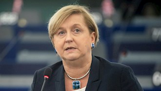 آنا فوتیگا وزیر خارجه پیشین لهستان