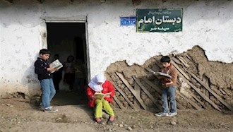 وضعیت مدارس در ایران آخوند زده