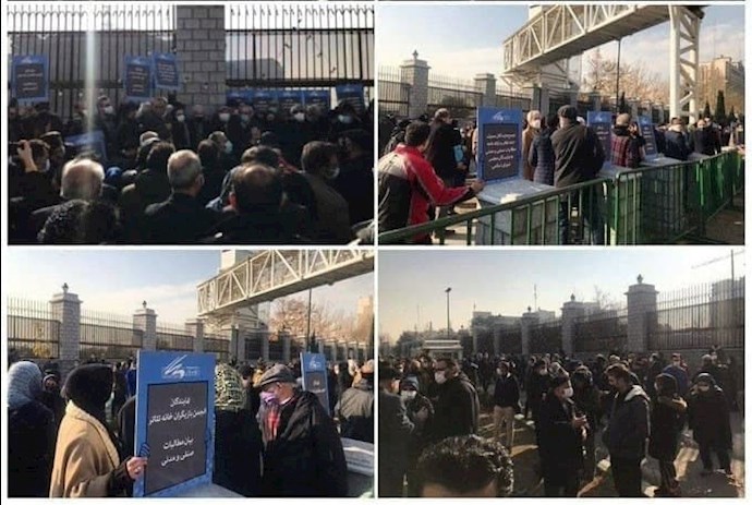 -تجمع اعتراضی دست‌اندر کاران تئاتر در مقابل مجلس ارتجاع