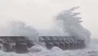 توفان حاره‌ای "شاهین" به ساحل جاسک رسید