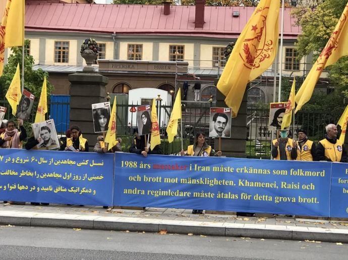 تظاهرات در استکهلم سوئد - دادخواهی قتل‌عام شدگان ۶۷ همزمان با دادگاه دژخیم حمید نوری - 3