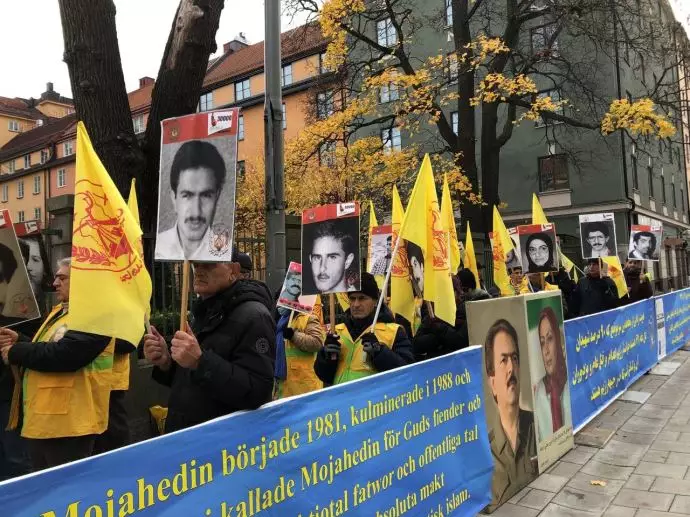 تظاهرات ایرانیان آزاده و هواداران سازمان مجاهدین در استکهلم سوئد همزمان با دادگاه دژخیم حمید نوری - ۴آبان