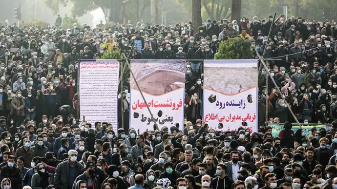 تجمع مردم اصفهان علیه چپاول آب زاینده رود