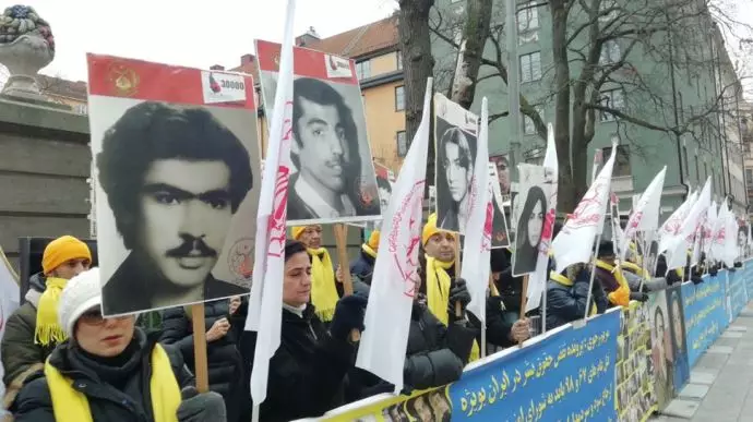 تظاهرات ایرانیان  آزاده و هواداران سازمان مجاهدین در استکهلم سوئد