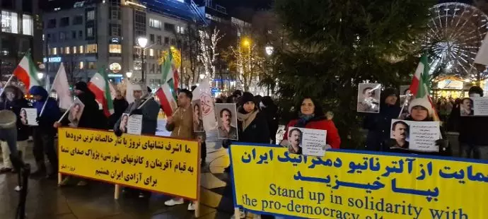 تجمع ایرانیان آزاده و هواداران مجاهدین در نروژ - 1