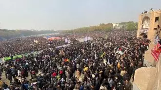 اعتراض دهها هزار نفره مردم اصفهان 