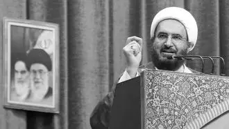 آخوند حاج‌علی‌اکبری نماینده خامنه‌ای در جمعه‌بازار تهران