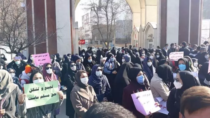 -تجمع اعتراضی معلمان همدان در اعتراض به رتبه‌بندی - 3