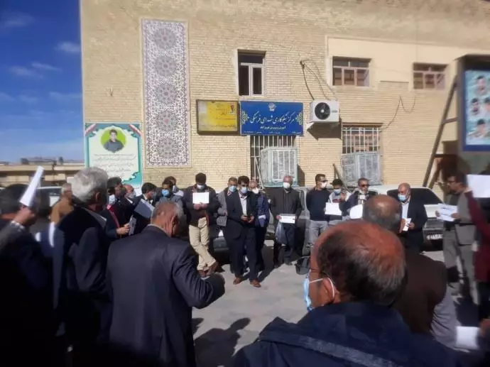 تجمع اعتراضی معلمان در فیروزآباد