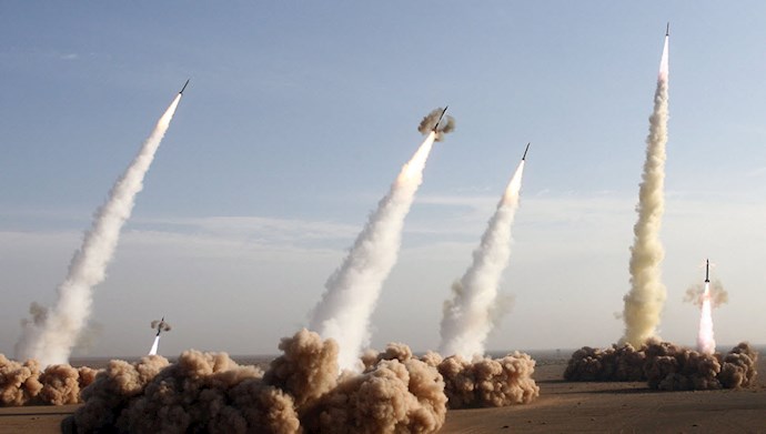 برنامه موشکی سپاه پاسداران یکی از تهدیدات  رژیم  ایران که باید با آن برخورد شود