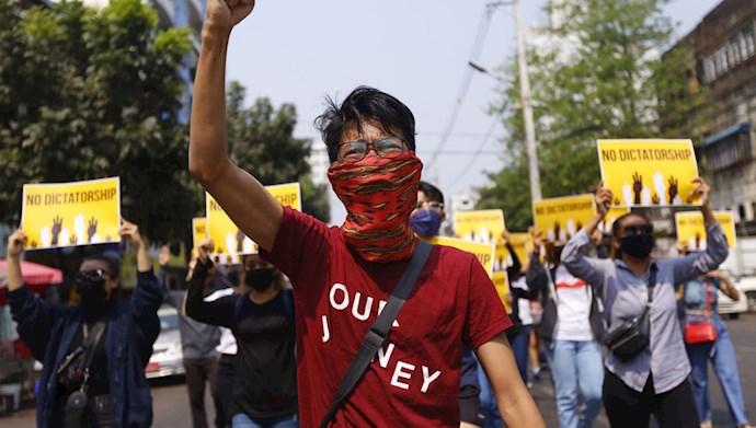 تظاهرات در میانمار علیه کودتاگران