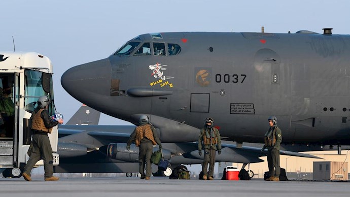داکوتای شمالی - آمادگی برای پرواز بمب افکنهای ب ۵۲ بر فراز خاورمیانه