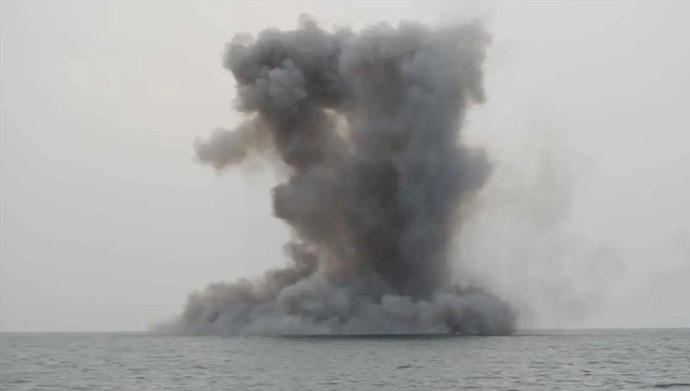 انهدام قایقهای بمب‌گذاری شده حوثیها - عکس از آرشیو