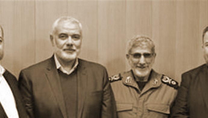 اسماعیل هنیه رئیس دفتر سیاسی حماس  در کنار قاآنی سرکرده نیروی تروریستی قدس