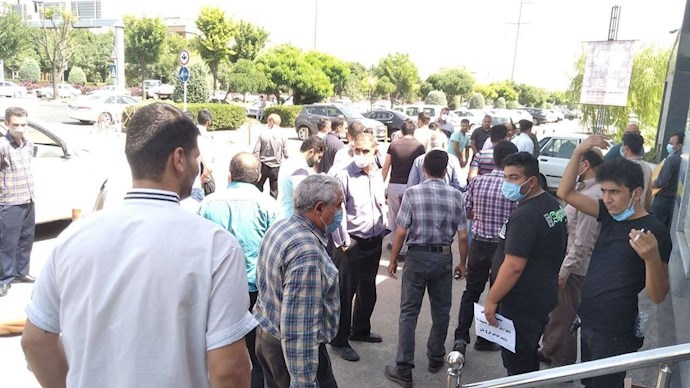 -تجمع اعتراضی نانوایان در قزوین