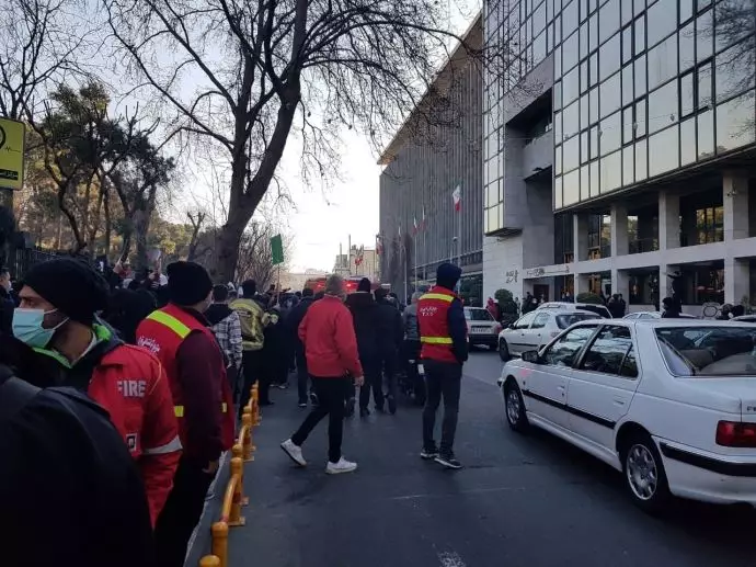 تجمع اعتراضی آتش‌نشان در تهران