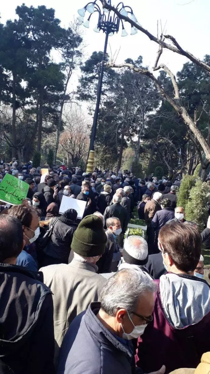تجمع اعتراضی جمعی از کارکنان معاونت تجاری مخابرات ایران - 1