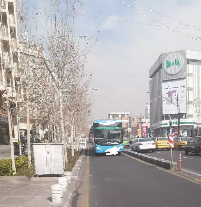 تهران - اعتراض کارگران شرکت واحد با چراغ روشن و سرعت ۳۰کیلومتر - 7