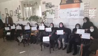 یزد -  اعتصاب و تحصن سراسری معلمان و فرهنگیان - شنبه ۹بهمن۱۴۰۰