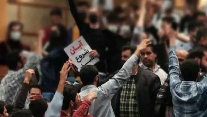 دانشجویان دانشگاه خواجه نصیر با شعار آبان شروع شد -۲آبان۱۴۰۱