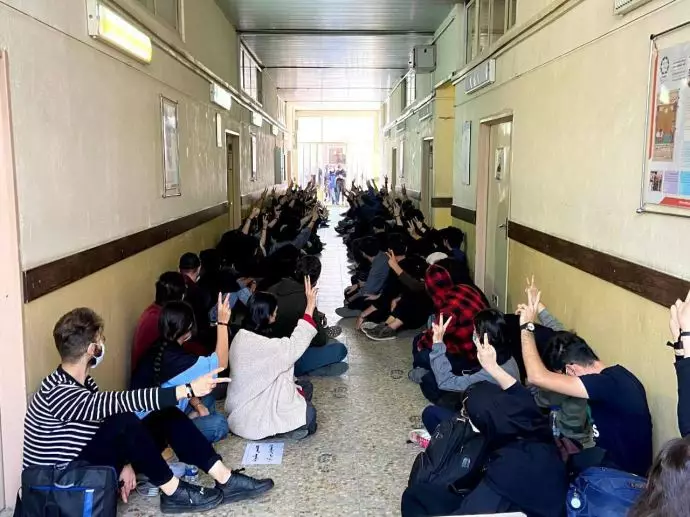 تبریز - اعتصاب دانشجویان دانشگاه نبی اکرم تبریز در سی و یکمین روز از قیام سراسری - ۲۴مهر