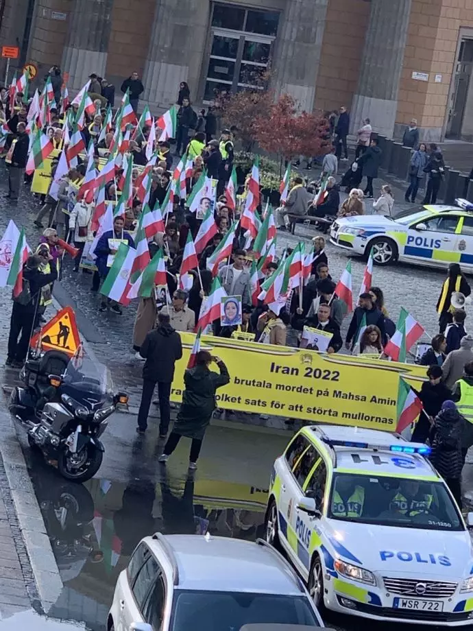 تظاهرات ایرانیان آزاده و هواداران مجاهدین در استکهلم -همبستگی با قیام سراسری مردم ایران - ۹مهر - 0