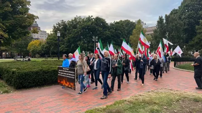 -آکسیون ایرانیان آزاده و هواداران سازمان مجاهدین در حمایت از قیام سراسری مردم ایران در واشنگتن - 4