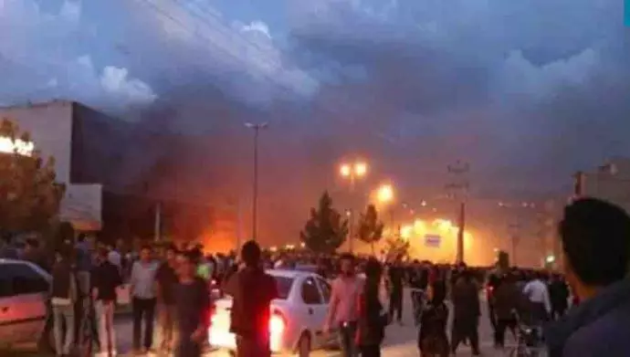 گفتگوی سیاسی هفته- قیام مردم مبارز شهر مهاباد و اقدامات سرکوبگرانه رژیم- صلاح عبدالله‌نژاد–۳۰آبان ۱۴۰۱