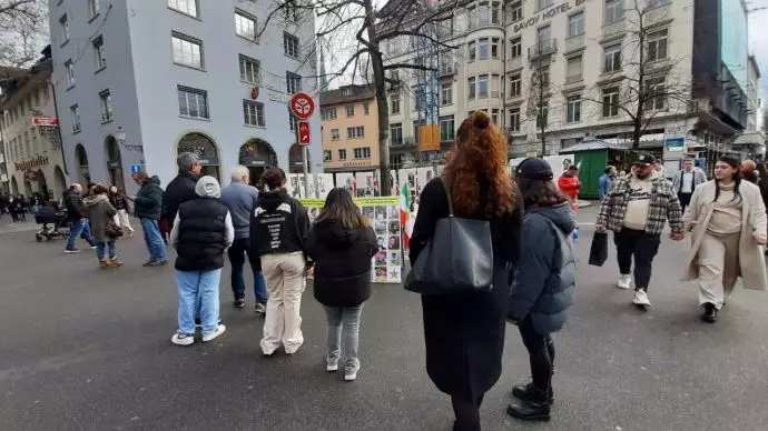 -نمایشگاه شهدای قیام و گرامیداشت کیان پیرفلک در شهر زوریخ - سوئیس - 4