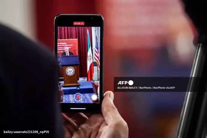 انعکاس تصویری خبرگزاری فرانسه از کنفرانس در سنای آمریکا درباره ایران - 9