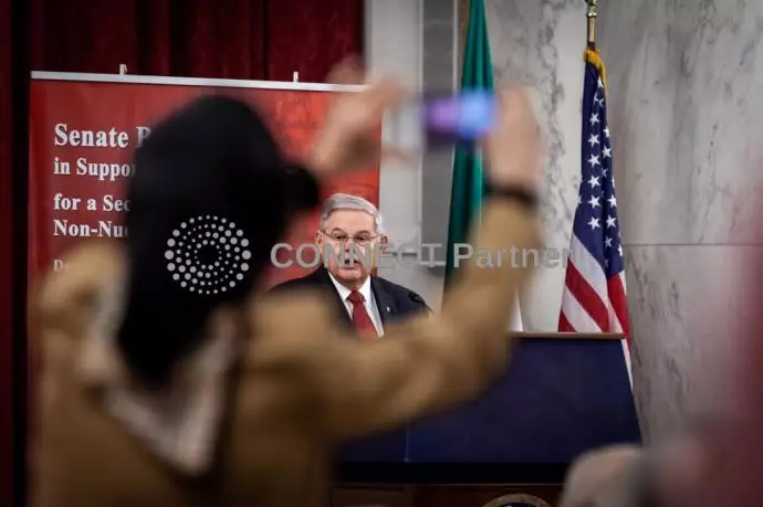 انعکاس تصویری رویترز از کنفرانس در سنای آمریکا درباره ایران - 3