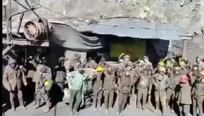 -تجمع اعتراضی کارگران معدن زغال‌سنگ البرز شرقی دامغان