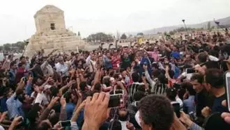 تجمع اعتراضی مردم در پاسارگاد...