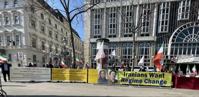 -وین - تظاهرات ایرانیان آزاده همزمان با اجلاس اتمی - 2