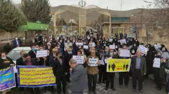 تجمع اعتراضی کارکنان جهاد کشاورزی استان چهارمحال و بختیاری