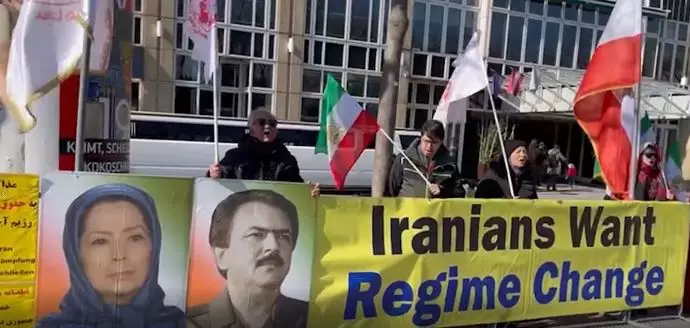 -وین - تظاهرات ایرانیان آزاده همزمان با اجلاس اتمی - 3