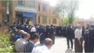 سقز- تجمع اعتراضی سراسری معلمان - اول اردیبهشت ۱۴۰۱