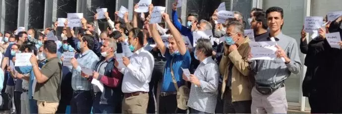 -تجمع اعتراضی کارگران قرارداد موقت وزارت نفت در تهران - 2
