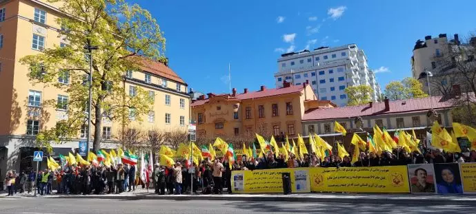 -تظاهرات ایرانیان آزاده در استکهلم در روزهای پایانی دادگاه دژخیم حمید نوری - 5